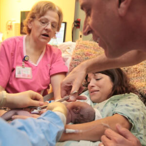 Beauty in the Unexpected – Kelle Hampton’s Birth Story