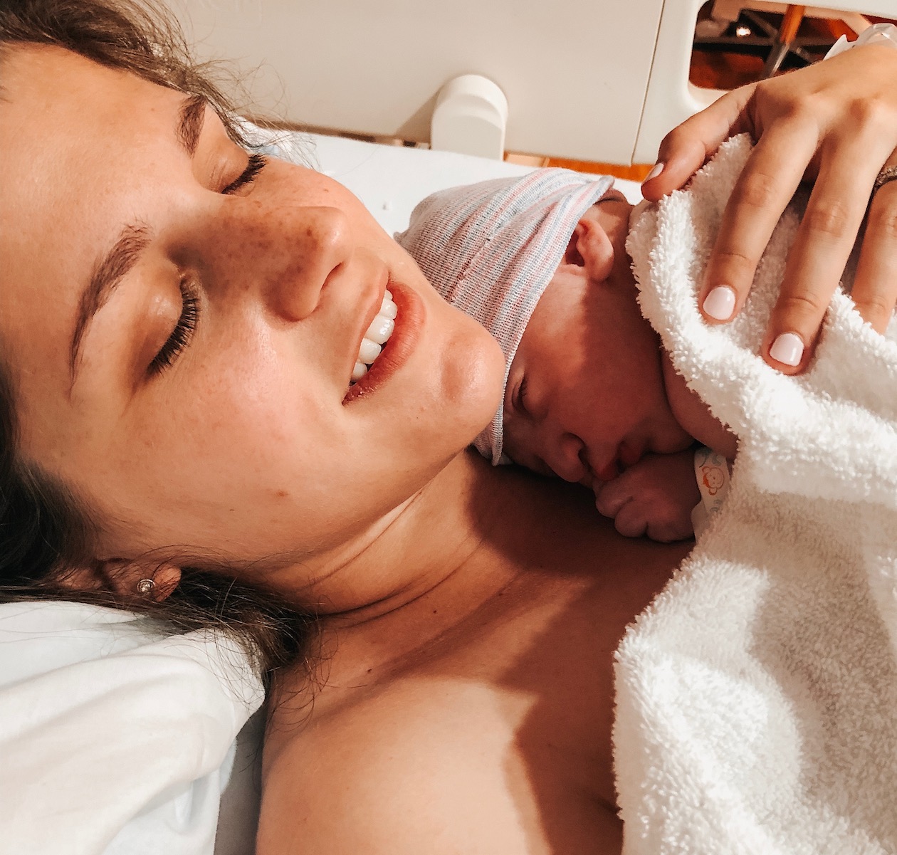 Unmedicated Hospital Birth with Birth Tub, Therapy Balls, and Labor Bars