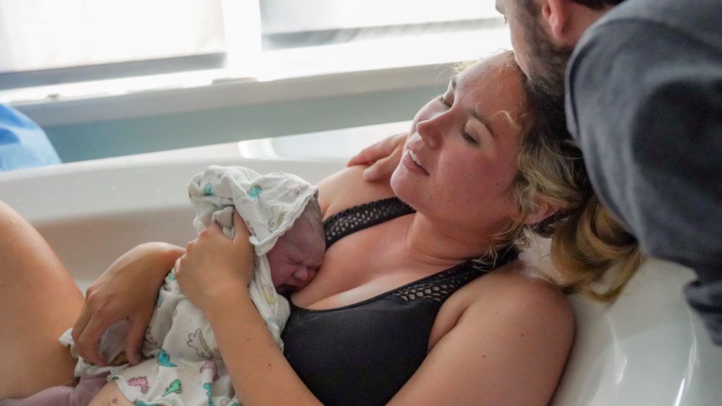 waterbirth in bathtub