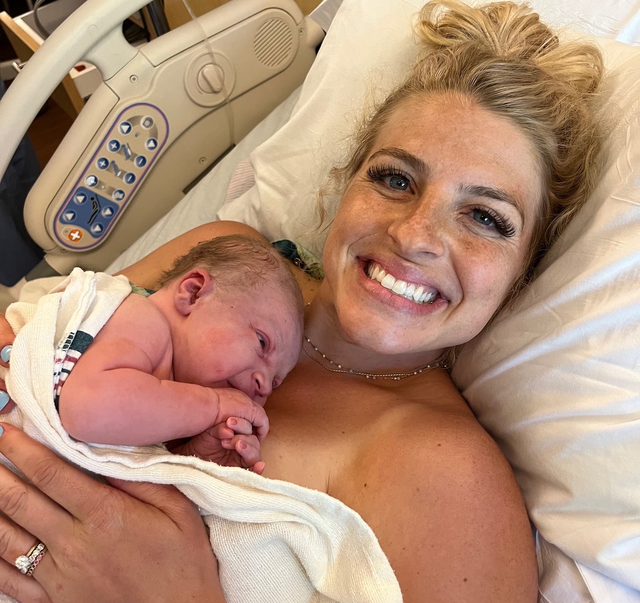 Redeeming Unmedicated VBAC Despite Complication with Vaginal Septum