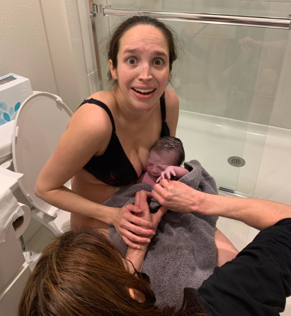 surprise-homebirth-before-midwife-arrives