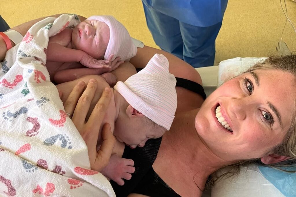 unmedicated vaginal twin birth